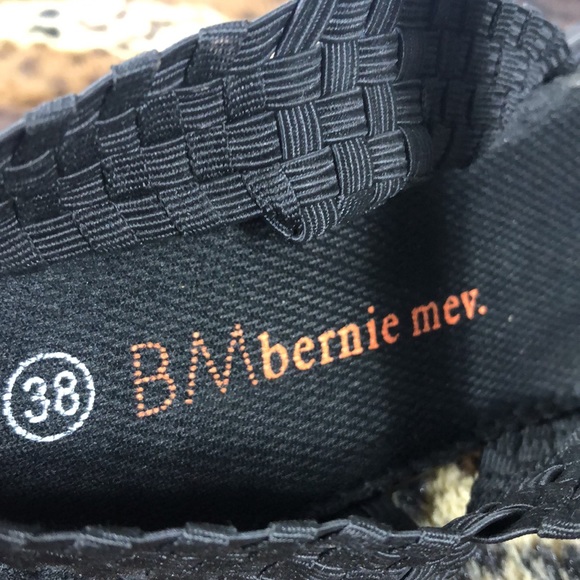 SH112 - Bernie Mev Slingback Pump. Size 6.5/38 - Picture 7 of 7